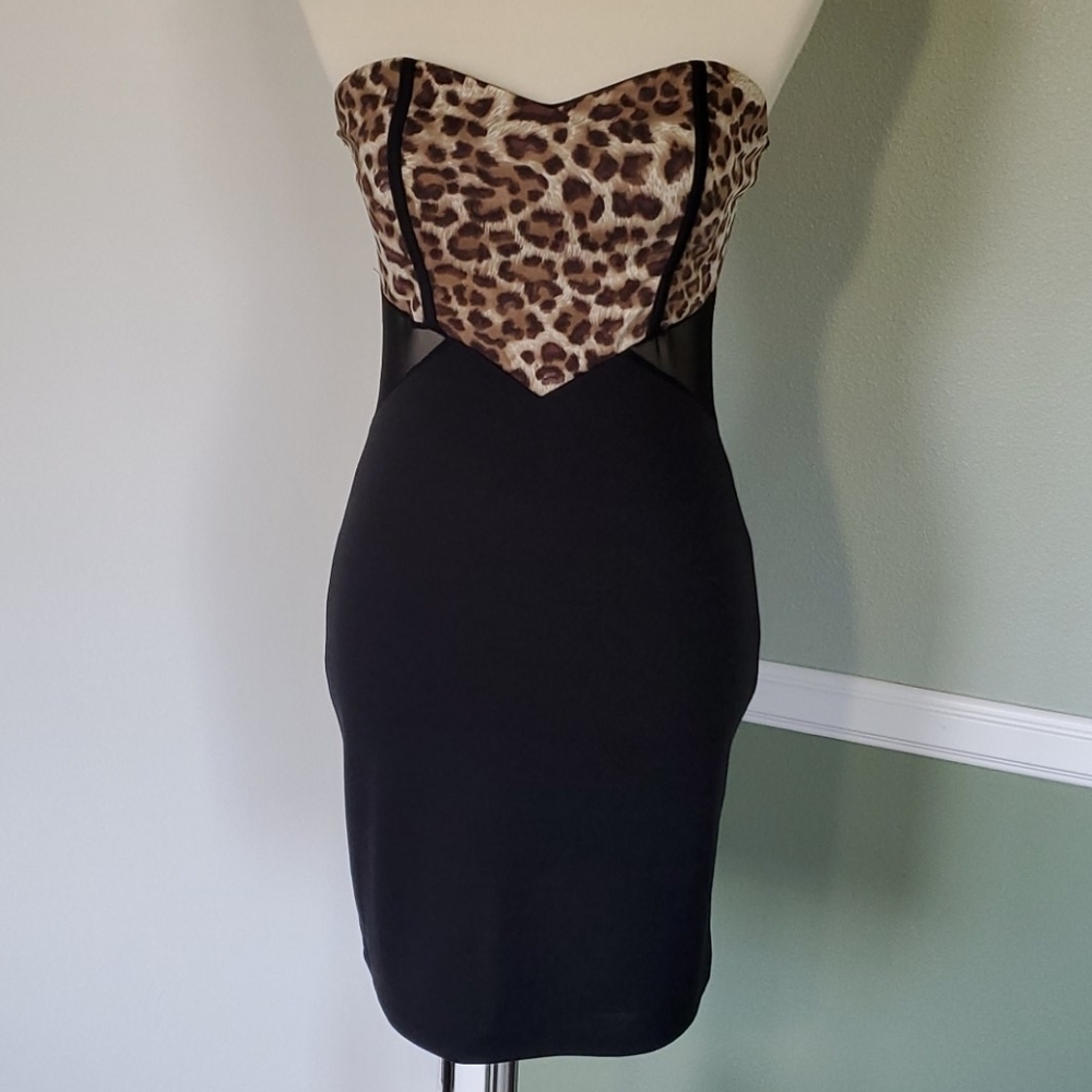LEOPARD PRINT STRAPLESS DRESS BY TOSKA - Picture 2 of 7